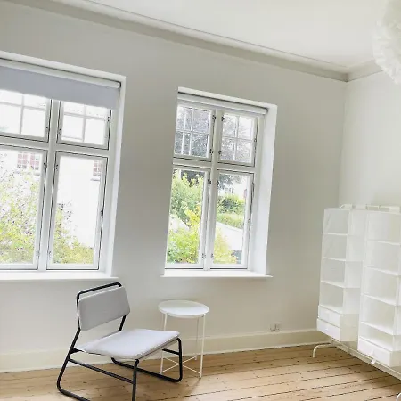Apartment Aday - Mansion - 1 Bedroom With Garden