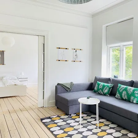 Aday - Mansion - 1 Bedroom With Garden