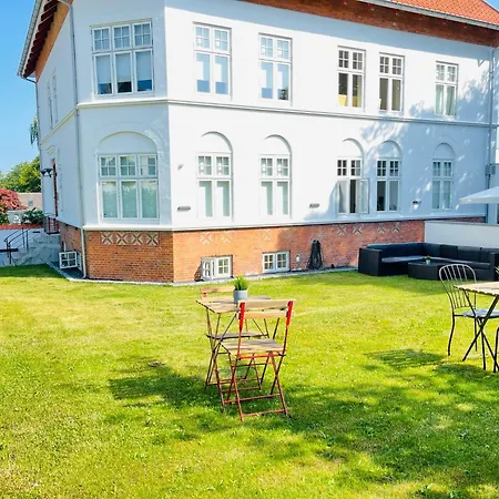 Aday - Mansion - 1 Bedroom With Garden * Aalborg